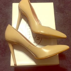 Steve Madden Nude Pumps